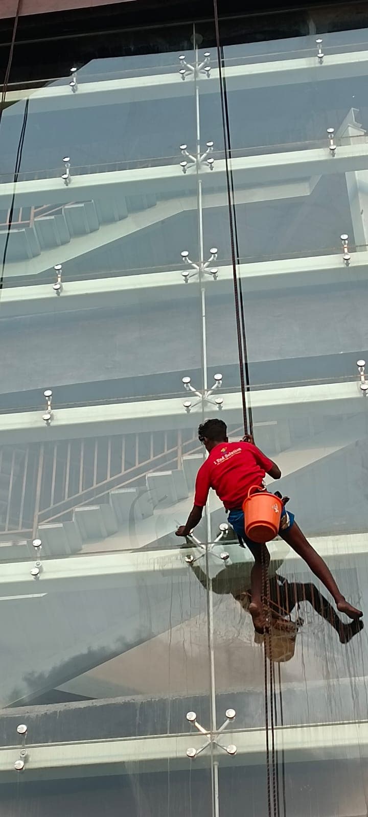 One End Solution cleaning work in Kochi
