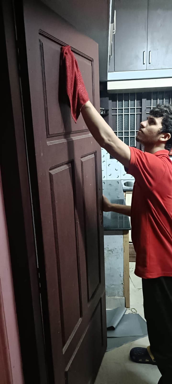 Residential cleaning work by One End Solution in Kerala