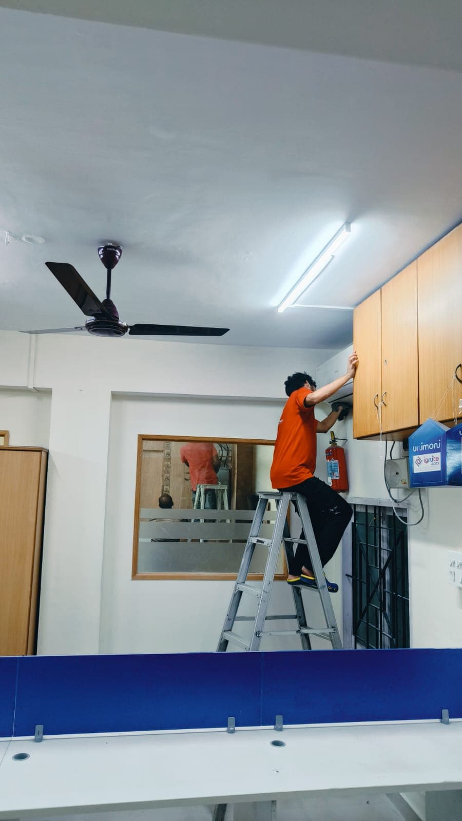 Residential cleaning work by One End Solution in Kerala